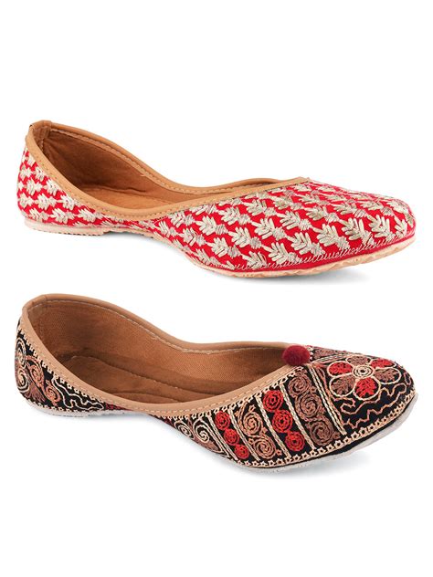 DESI COLOUR Women Multicoloured Solid Mojaris – Desi Colour