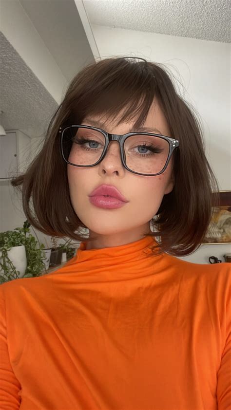 Carmela Clutch Onlyfans Videos