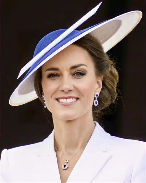 英国凯特王妃被曝热衷购买平价打折服装-搜狐