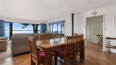 Waitetoko Waterfront - Waitetoko Holiday Home | Accommodation in Taupō ...