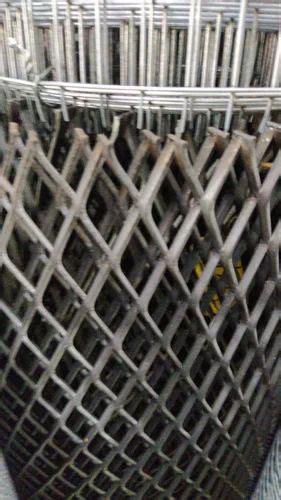 Metal Products - Knitted Nichrome Mesh Tubes Trader - Retailer from Mumbai