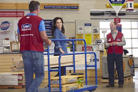 Lowe's Home Improvement - Deland, FL 32724 - (386)785-2430 | ShowMeLocal.com
