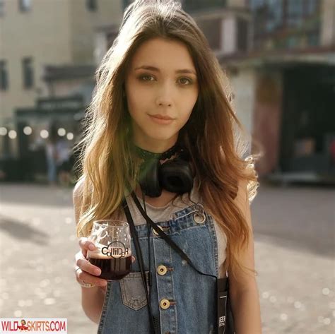 Mila Azul / mila.azuul / mila_azul / milaazul / milaazul4real nude ...