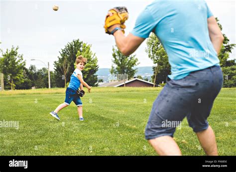 Baseball Catch 的图像结果