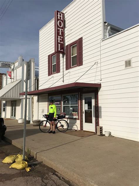 NEWELL HOTEL - Inn Reviews & Photos - Tripadvisor