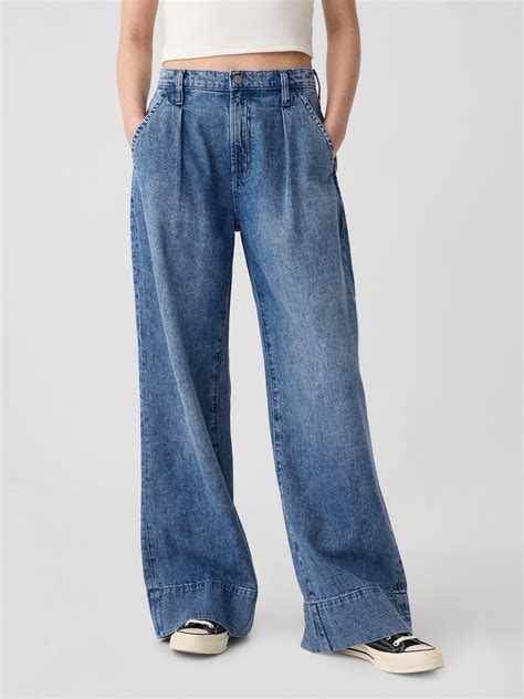 High Rise Wide-Leg Cargo Jeans | Gap Factory