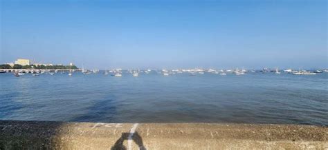 Jetty project near Gateway of India runs into rough sea; Locals flag ...