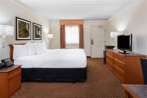 La Quinta East Deerfield Beach - Boca Raton | Deerfield Beach, FL Hotels
