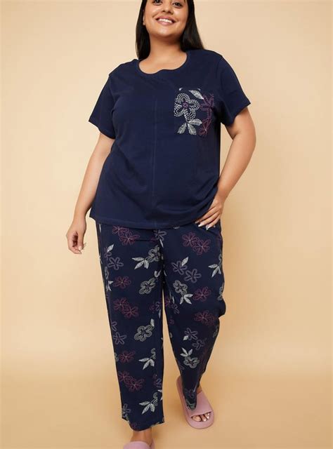 Buy Women Floral Printed PJ Set Online at just Rs. 999.0 ...