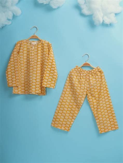 Buy Blue Hand Block Printed Cotton Mulmul Unisex Lounge Wear- Set of 2 ...