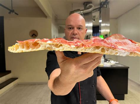 Pizza Napoletana e Romana in teglia, Scuola di Cucina e Catering ...