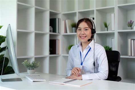 Images Customer Service 的图像结果