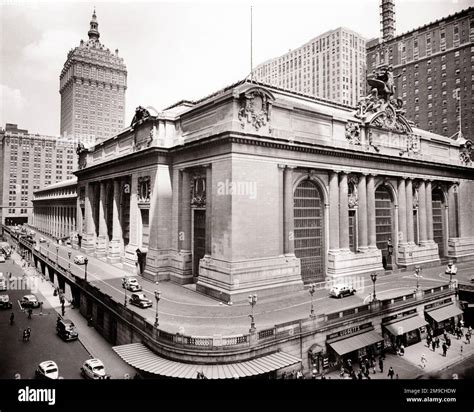 1930S GRAND GARE CENTRALE À L'ANGLE DE VANDERBILT AVENUE ET 42ND STREET NEW YORK CITY 230 PARK ...