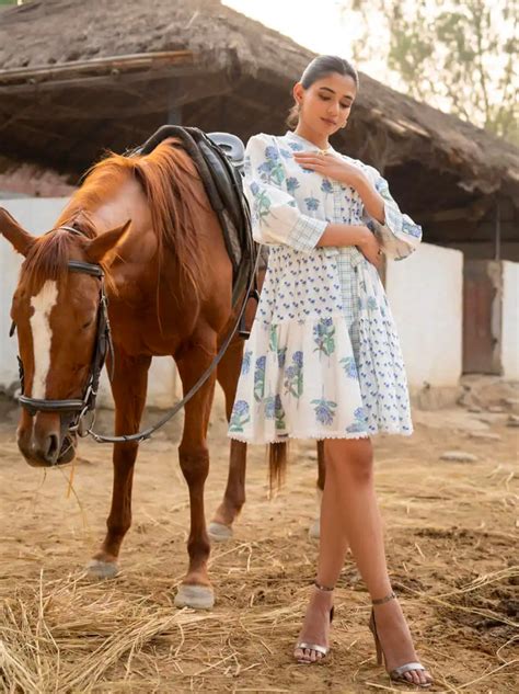 WHITE FLORAL PRINTED SHORT COTTON DRESS WITH PUFF SLEEVES