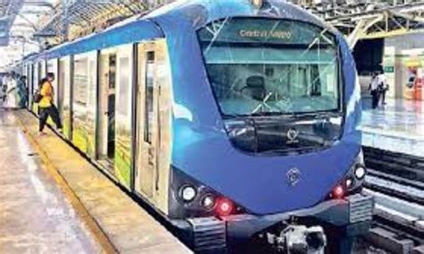 CMRL: Footfall surge calls for better crowd management and rules for ...