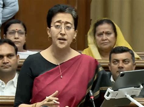 Delhi Budget 2024 Atishi Announcement Update | Mahila Samman Yojana