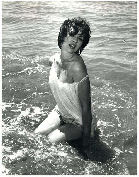 Great Britain, Beth Rogan, british actress by Photographie originale ...