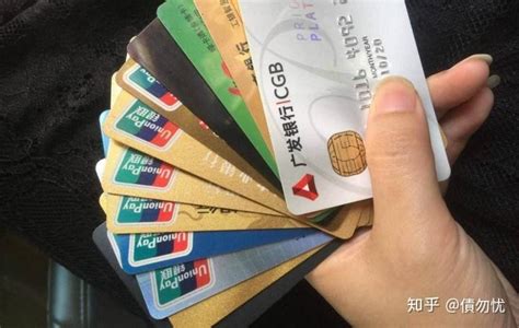 车贷提前还完了，卡还能当信用卡正常使用吗？