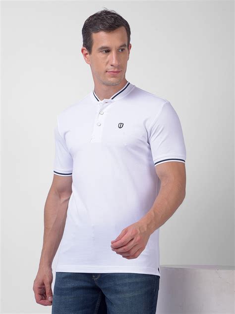Buy Men's White Henley Neck Regular Fit T-Shirt Online | Numero Uno