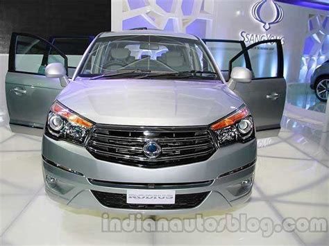 Radiator, bumper - Auto Expo 2014: Ssangyong Rodius MPV unveiled | The ...
