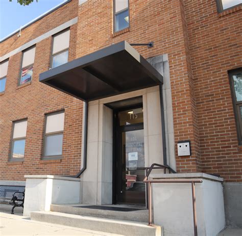 Simmons and Oestreich wrap up council terms | Ada Icon