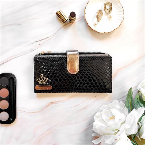 Personalized Women’s Textured Black & Gold Wallet with Free Charm | TPC ...