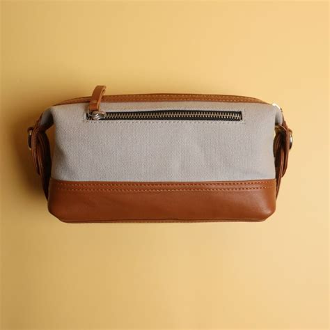 Canvas & Leather Shave Kit Bag: A Handmade Travel shaving pouch ...