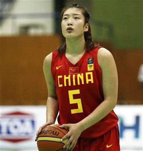 李梦官宣开启WNBA生涯 中国女篮球员留洋人数继续增加 - 国内动态 - 华声新闻 - 华声在线
