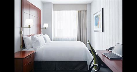 Central Loop Hotel in Chicago, the United States from ₹ 6,268: Deals ...