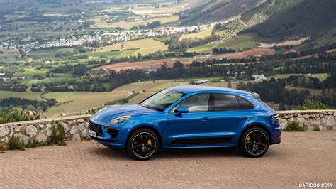 Porsche Macan Turbo | 2020MY (Color: Sapphire Blue Metallic) | Side