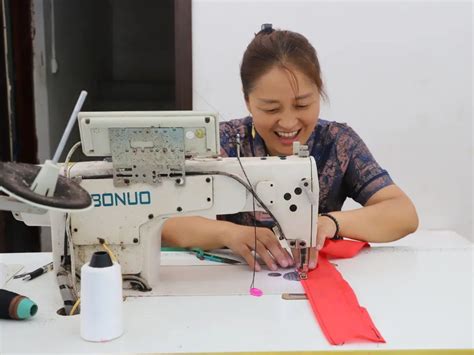 全国纺织行业缝纫工（防护服）职业技能竞赛辽宁地区预赛成功举行