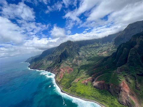Island Hopping in Hawaii: How to Do It Right - The Hawaii Vacation Guide