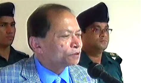 Bangladesh's first Hindu chief justice Surendra Kumar Sinha forced to ...