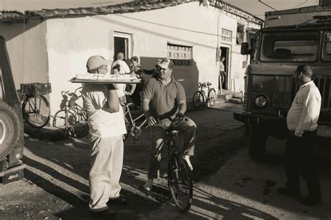 Climb Ladder 的图像结果