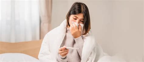 टाइफाइड के लक्षण और इलाज क्या है? जानें, यह कैसे होता है