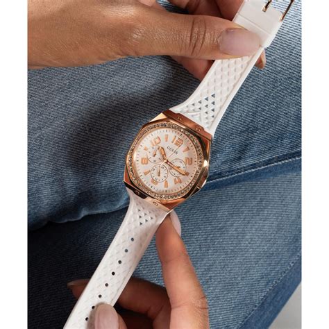 Guess Zest Women Octogonal Dial Quartz Analog Watch At JUST WATCHES