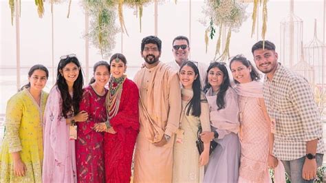 Vignesh Shivan shares unseen pic from wedding with Nayanthara, thanks ...