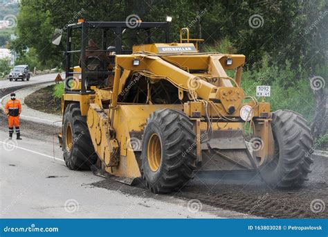 Grinder Machine Roadwork 的图像结果