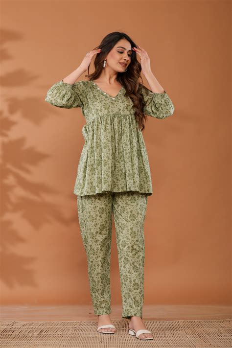 Meadow Green Cotton Co-ord Set – Hand Block Loungewear | Ragavi Jaipur