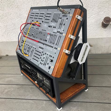 Rezultat imagine pentru Behringer 2600 Tutorial