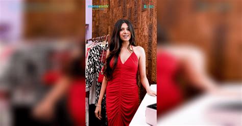 Try Mamaearth's Hydra Matte Crayon Transfer Proof Lipsticks