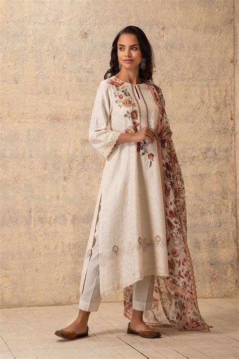 Chanderi dresses, co-ord sets, and more: 15 labels redefining the ...