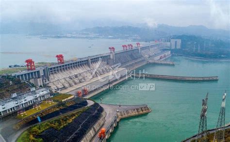 湖北宜昌：三峡工程创单座水电站年发电量世界纪录-人民图片网