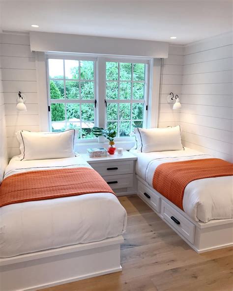 Small bedroom layout with two twin beds - sherystars