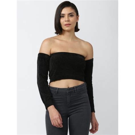 10 Trendy off shoulder tops for women to ace every occasion