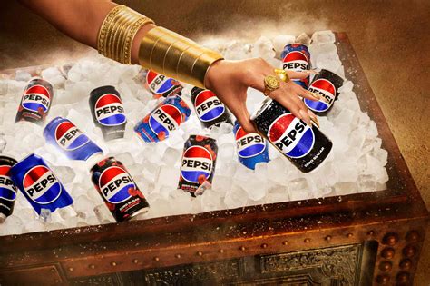 Megan Thee Stallion Stars in Pepsi Commercial with Travis Kelce, Josh ...