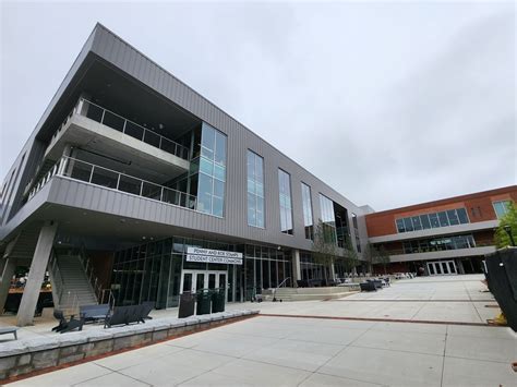 Georgia Tech Main Building 的图像结果