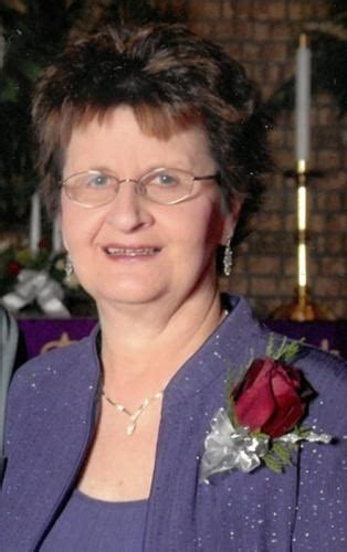 Donna Lechtenberg Obituary (2025) - Decorah, IA - Helms Funeral Home ...