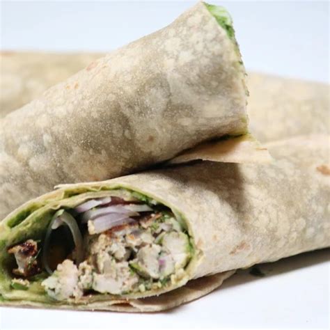 Chicken Seekh Roll – Dera Farms