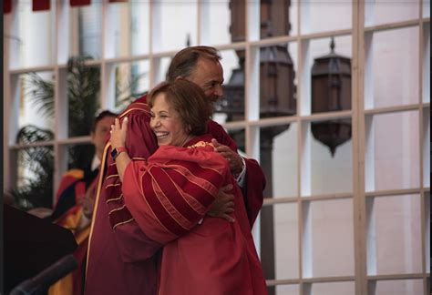 A new chapter: USC installs 12th president Carol Folt - Daily Trojan